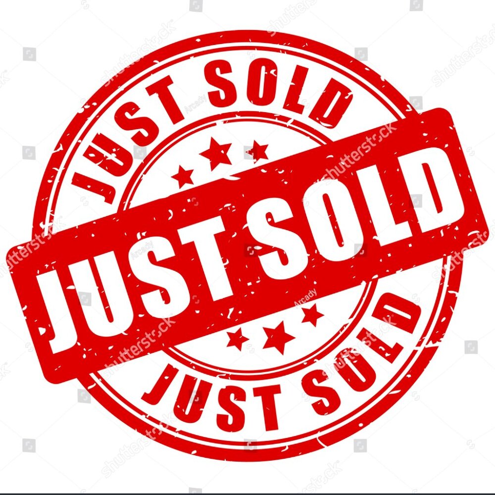 COPIED LISTING ON ACCIDENT AND CAN'T DELETE - SOLD ITEM